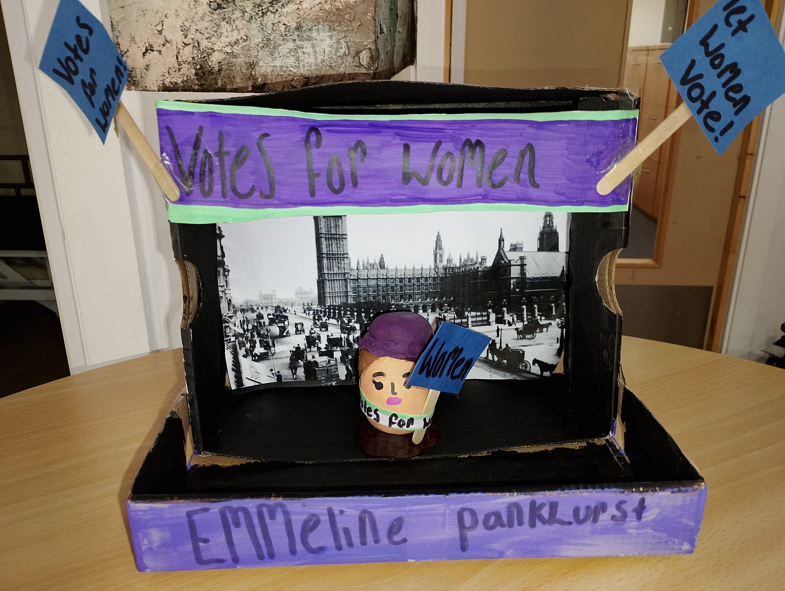 2603 Easter Aldwyn (17) 2603 Easter Aldwyn (17)