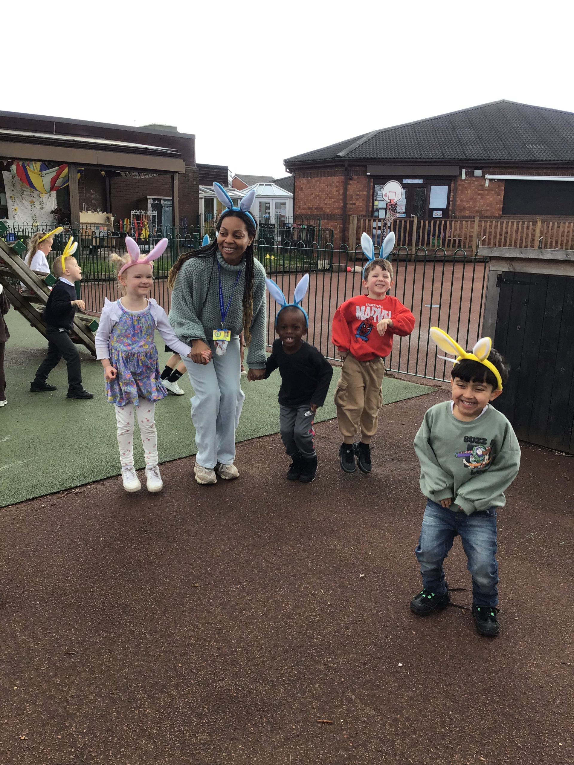 2603 Easter Poplar (1) 2603 Easter Poplar (1)