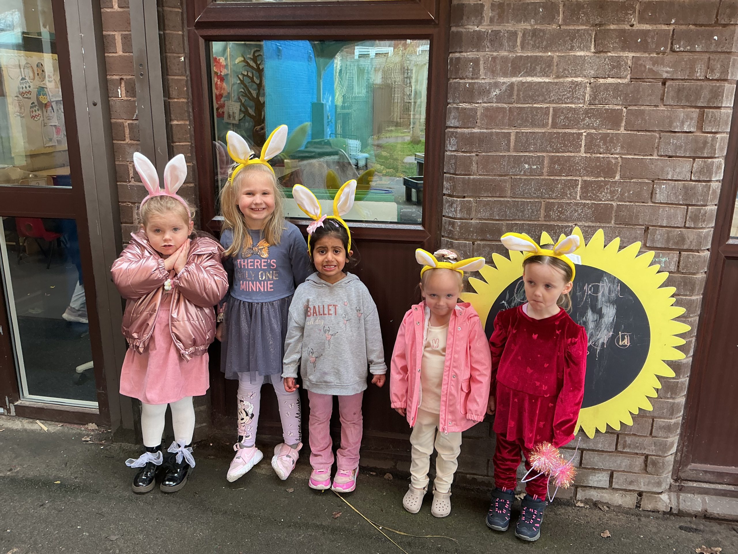 2603 Easter Poplar (5) 2603 Easter Poplar (5)