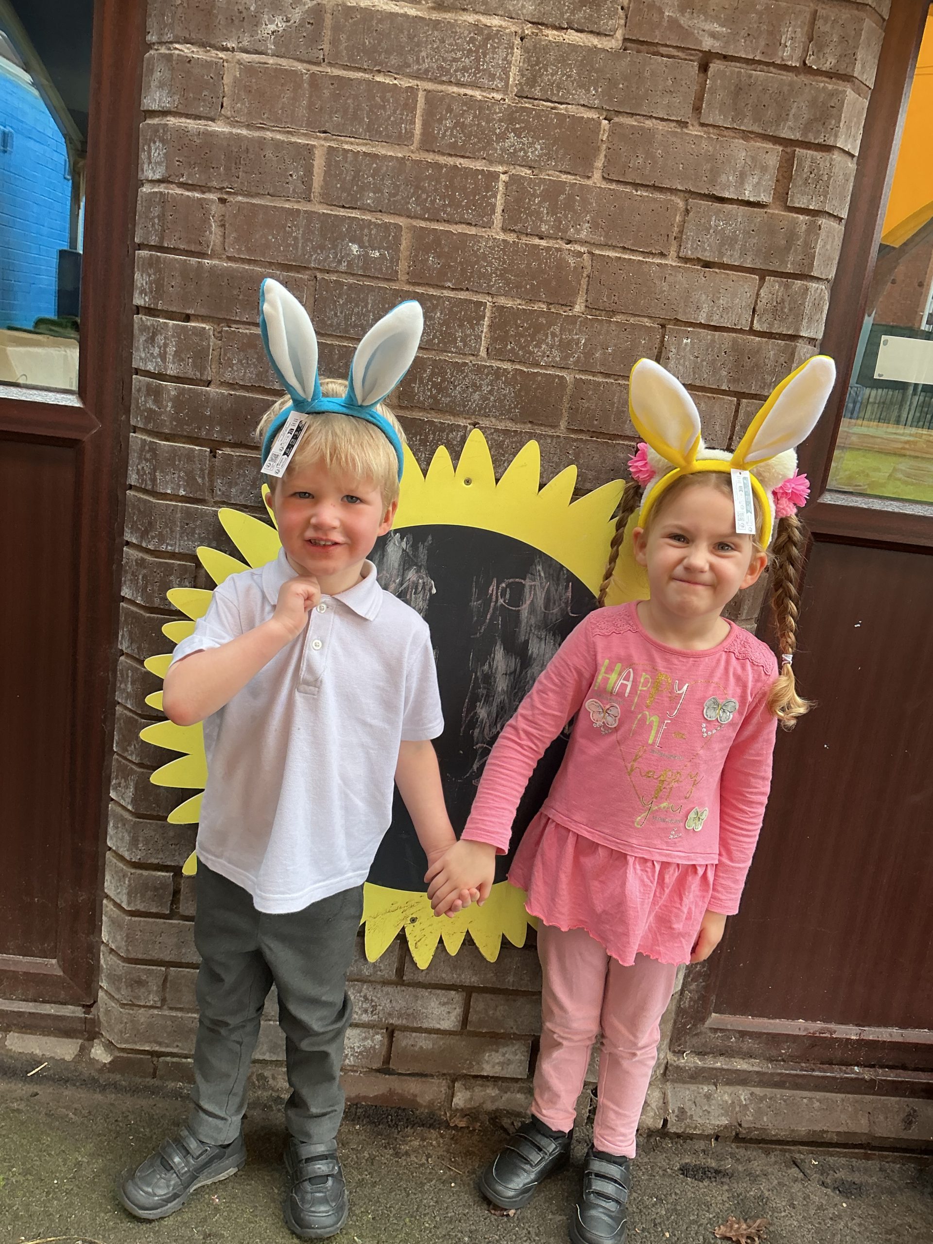 2603 Easter Poplar (8) 2603 Easter Poplar (8)