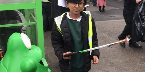 Our Schools Help Keep Tameside Tidy