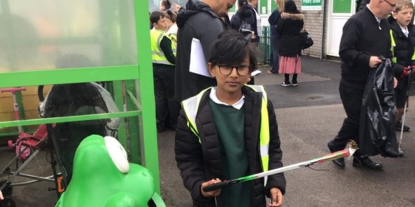 Our Schools Help Keep Tameside Tidy